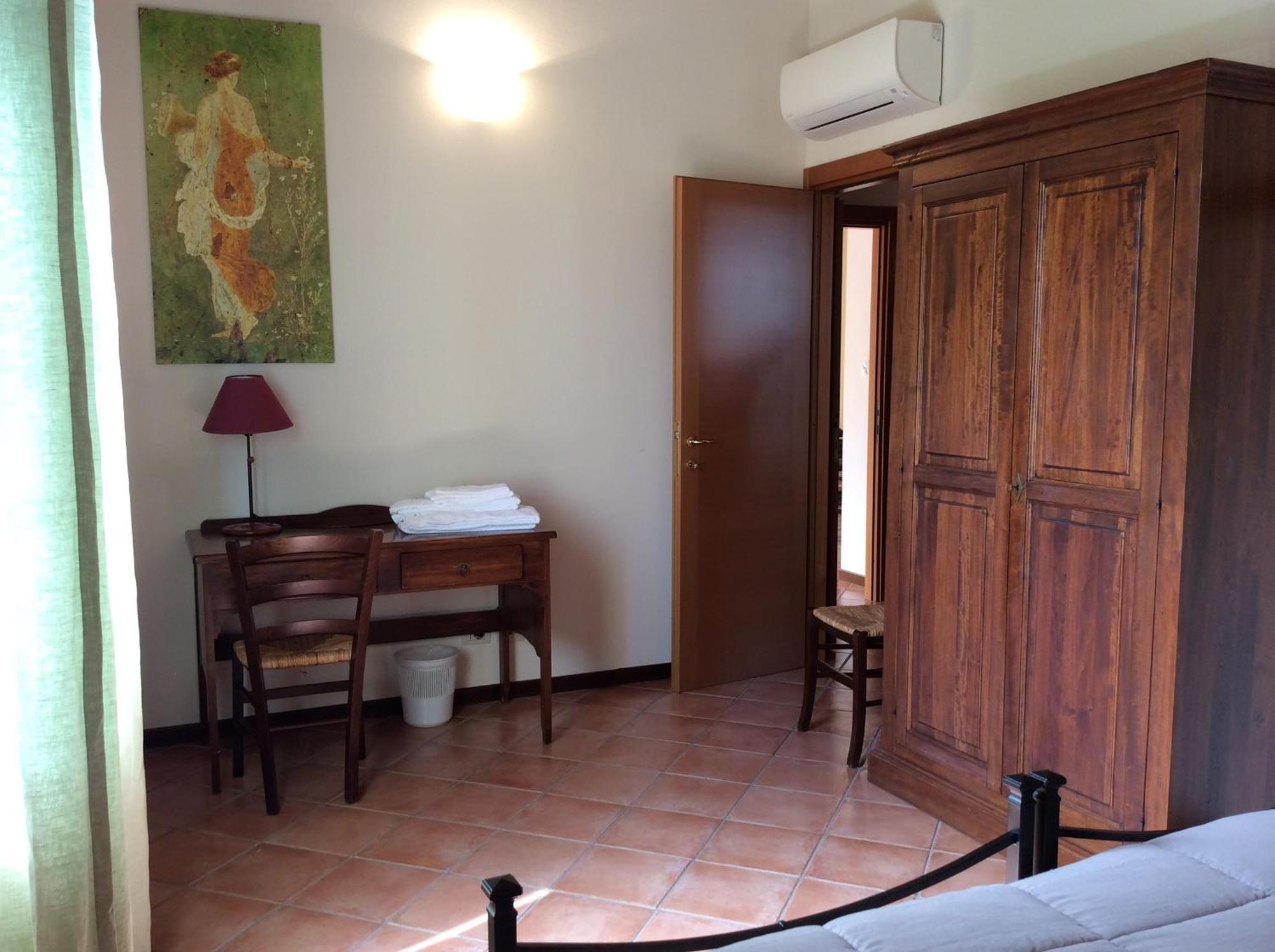 Residence Le Meridiane Siena Zimmer foto